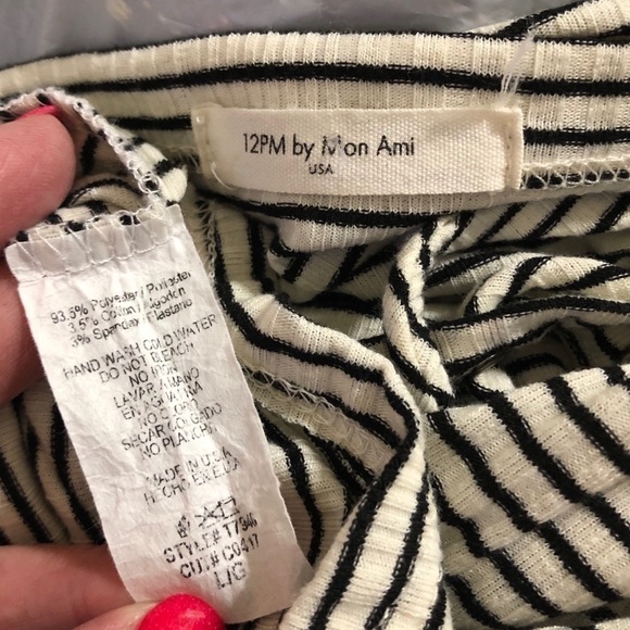 12pm by Mon Ami Boho Tie Down Front Striped  Tunic White and Black Size Large - Picture 7 of 7